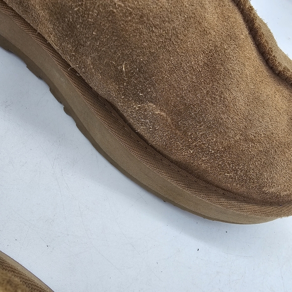 UGG Tazz Platform Slippers Sand Size 6 Women Suede Cozy Fashionable Slip-On - Picture 8 of 15